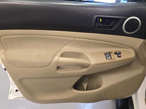 Used 2009 Toyota Tacoma 4x4 Access Cab image 16