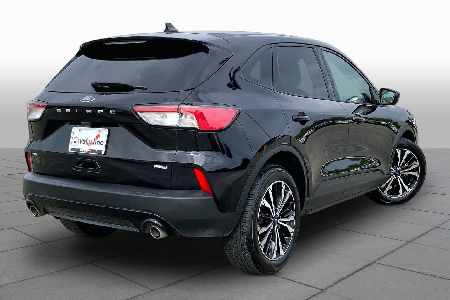 Used 2021 Ford Escape SE w/ SE Sport Appearance Package FWD image 13