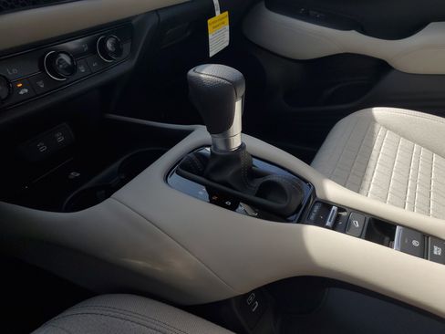 New 2026 Honda HR-V LX image 26