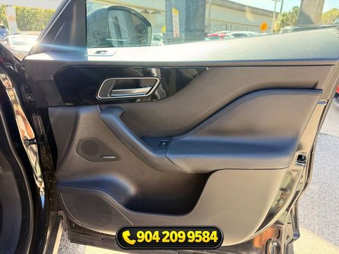 Used 2018 Jaguar F-PACE Premium AWD/4WD image 36