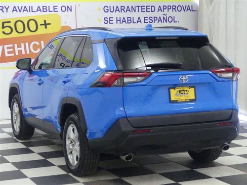 Used 2019 Toyota RAV4 XLE w/ All Weather Liner Package AWD/4WD image 4