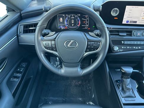Certified 2025 Lexus ES 350 image 14