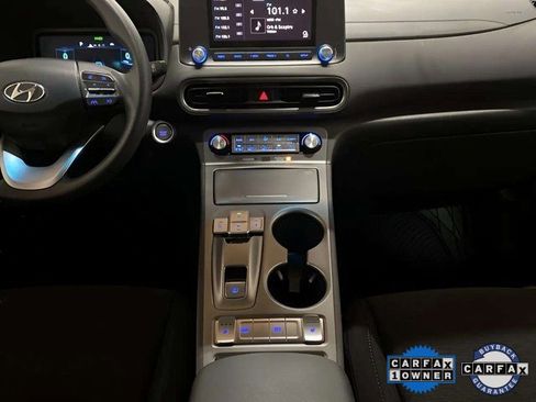 Used 2023 Hyundai Kona SE w/ Cargo Package image 12