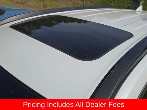 Used 2023 Toyota Corolla Cross AWD Hybrid w/ Convenience Package image 7