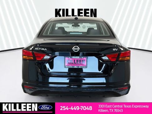Used 2022 Nissan Altima 2.5 SV FWD image 8