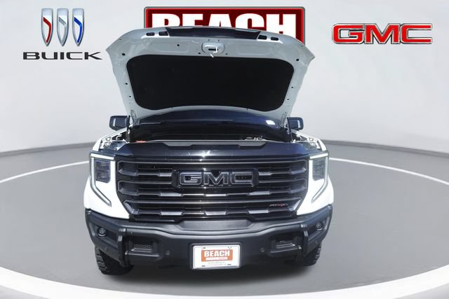 Used 2023 GMC Sierra 1500 AT4X AWD/4WD image 9