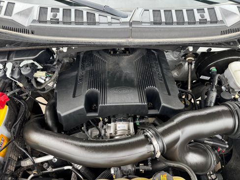 Used 2020 Ford F150 Lariat w/ Equipment Group 502A Luxury image 22