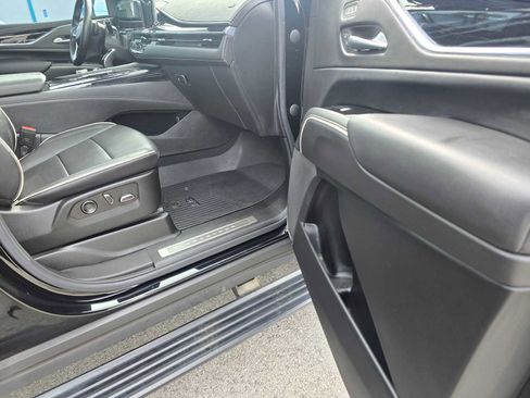 Used 2021 Cadillac Escalade Sport w/ Driver Assist Tech Package image 10