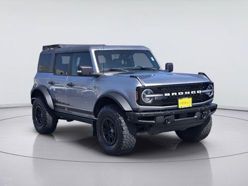 Used 2022 Ford Bronco Wildtrak AWD/4WD image 3