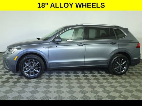 Used 2022 Volkswagen Tiguan SE AWD/4WD image 6
