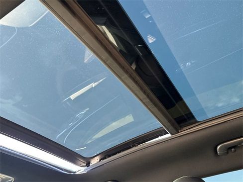 Used 2025 Genesis GV70 3.5T Sport image 18