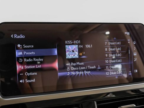 Used 2022 Lexus GX 460 Luxury w/ Sport Design Package image 25