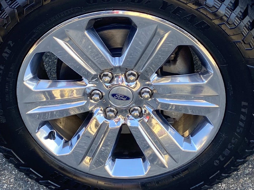 Used 2020 Ford F150 XLT w/ Equipment Group 302A Luxury AWD/4WD image 28