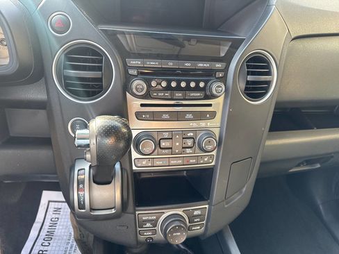 Used 2012 Honda Pilot Touring image 24