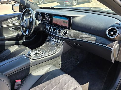 Used 2018 Mercedes-Benz E 300 image 8