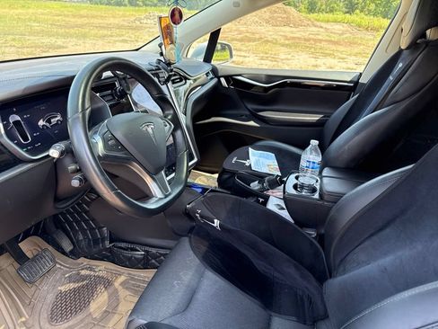 Used 2016 Tesla Model X 75D AWD/4WD image 27