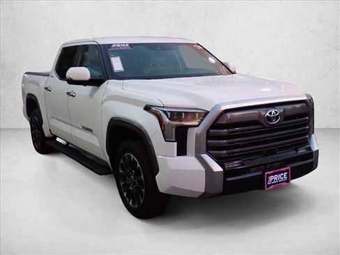 Used 2024 Toyota Tundra Limited AWD/4WD image 6