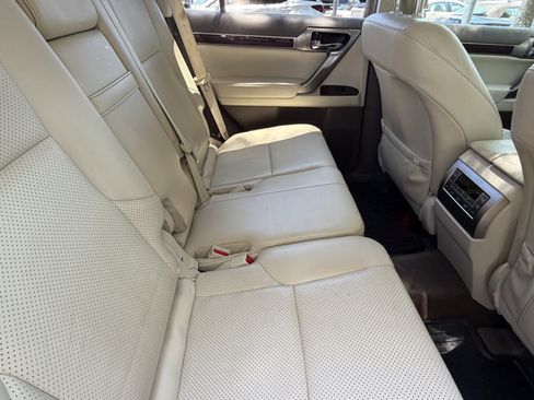 Used 2011 Lexus GX 460 w/ Comfort Plus Pkg AWD/4WD image 39