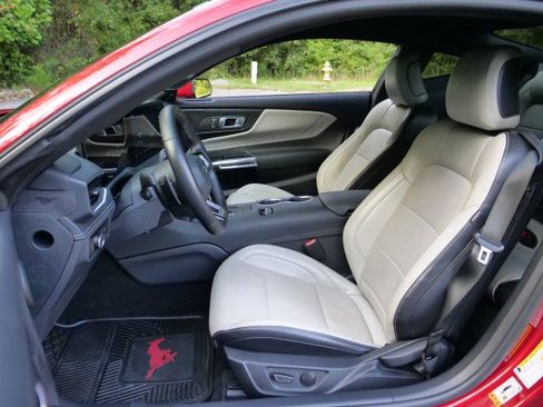 Used 2024 Ford Mustang GT Premium RWD image 2
