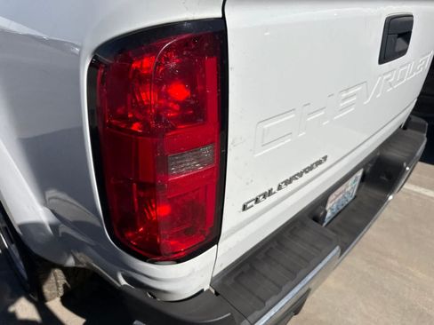 Used 2021 Chevrolet Colorado W/T w/ WT Convenience Package RWD image 10