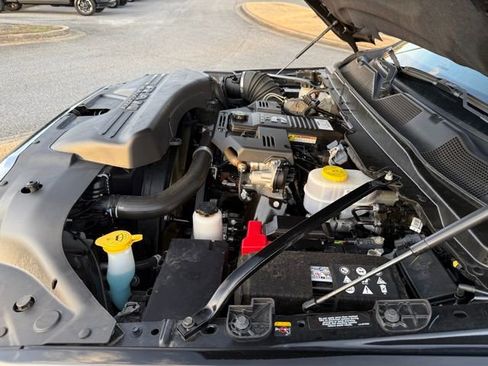 Used 2024 RAM 2500 Limited w/ Safety Group image 31