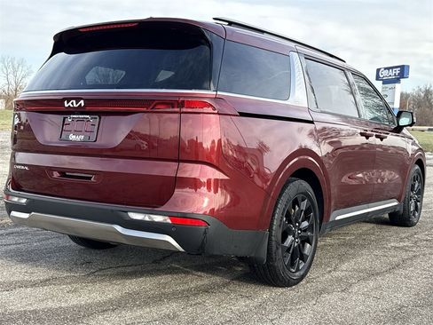 Used 2024 Kia Carnival SX image 8