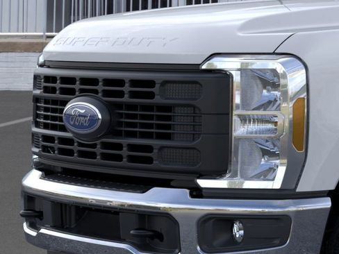 New 2025 Ford F250 XL w/ XL Driver Assist Package image 17