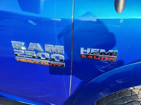 Used 2017 RAM 2500 Big Horn image 4