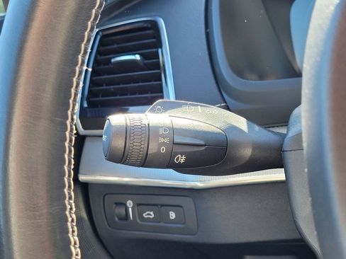 Used 2021 Volvo XC90 T8 R-Design w/ Advanced Package image 22