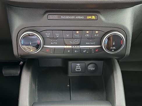 Used 2024 Ford Escape Active AWD/4WD image 19
