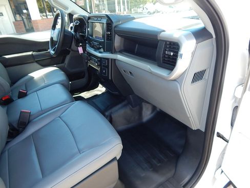 Used 2022 Ford F150 XL w/ Equipment Group 101A High RWD image 18