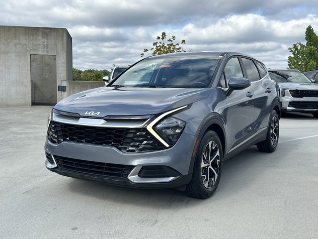Certified 2023 Kia Sportage EX FWD image 2
