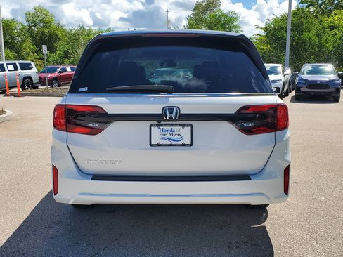 New 2026 Honda Odyssey EX-L image 7