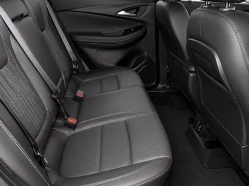 Used 2024 Buick Encore GX Avenir w/ Avenir Convenience Package FWD image 15