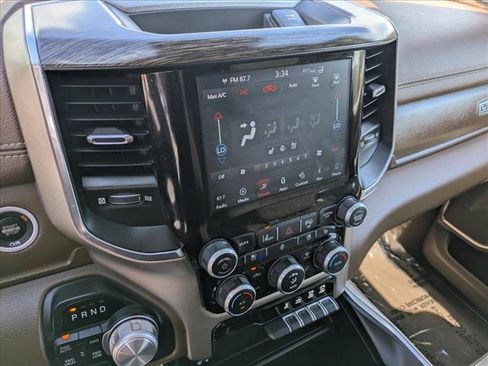 Used 2019 RAM 1500 Laramie AWD/4WD image 11