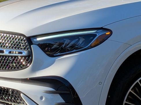 New 2026 Mercedes-Benz GLC 300 image 6