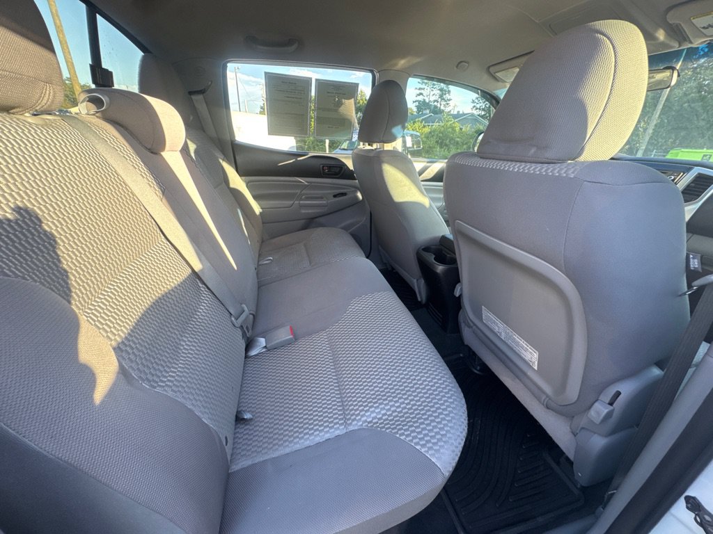 Used 2015 Toyota Tacoma 4x4 Double Cab w/ SR5 Package image 9