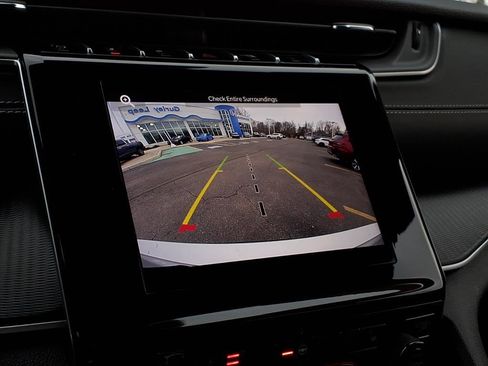 Used 2024 Jeep Grand Cherokee L Laredo image 20