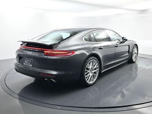Used 2018 Porsche Panamera 4S image 14