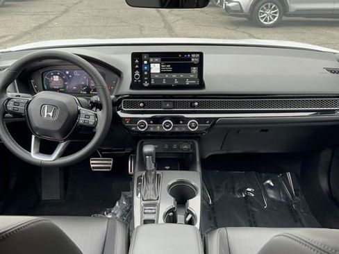 Certified 2025 Honda Civic Sport Touring image 11