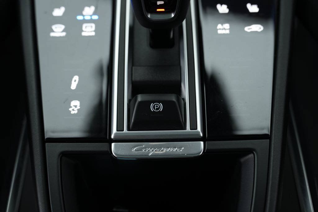 Used 2019 Porsche Cayenne Turbo AWD/4WD image 87