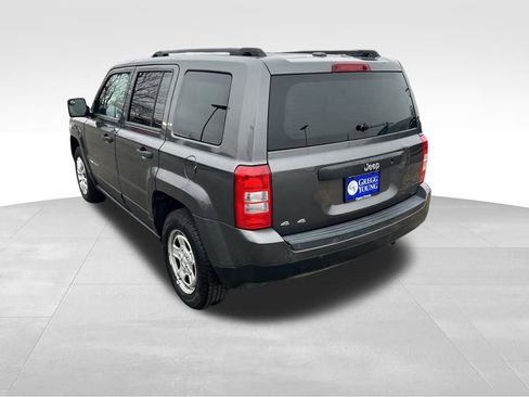 Used 2014 Jeep Patriot Sport image 4