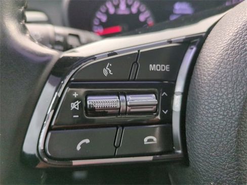 Used 2020 Kia Optima S image 22