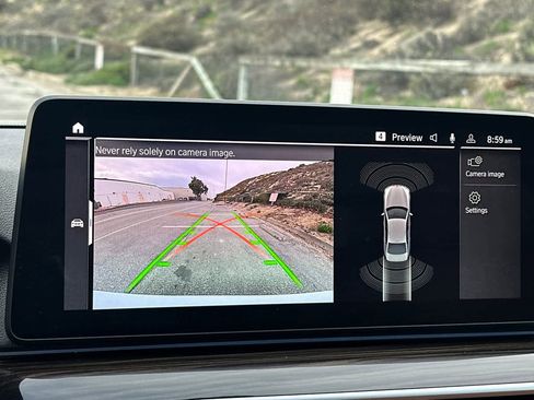 Used 2023 BMW 530e w/ Convenience Package image 21