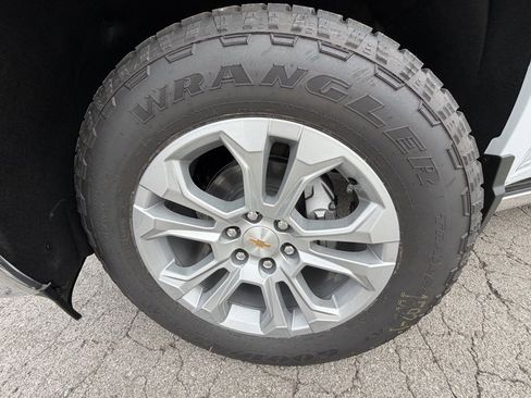 New 2026 Chevrolet Silverado 1500 LTZ w/ Z71 Off-Road Package image 11