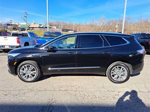 Used 2023 Buick Enclave Essence w/ Experience Buick Package image 26