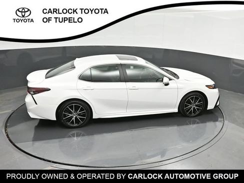 Used 2024 Toyota Camry SE w/ Convenience Package FWD image 30