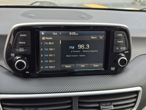 Used 2020 Hyundai Tucson SE image 9