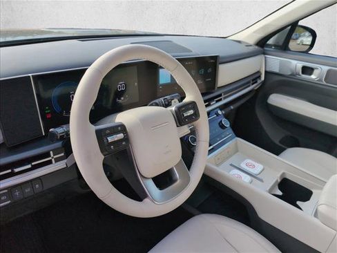 New 2026 Hyundai Santa Fe SE image 3