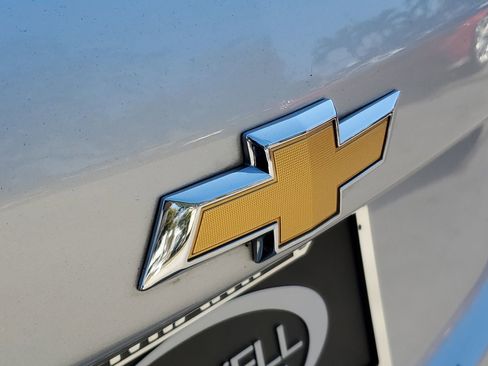 Used 2021 Chevrolet Equinox LS image 6